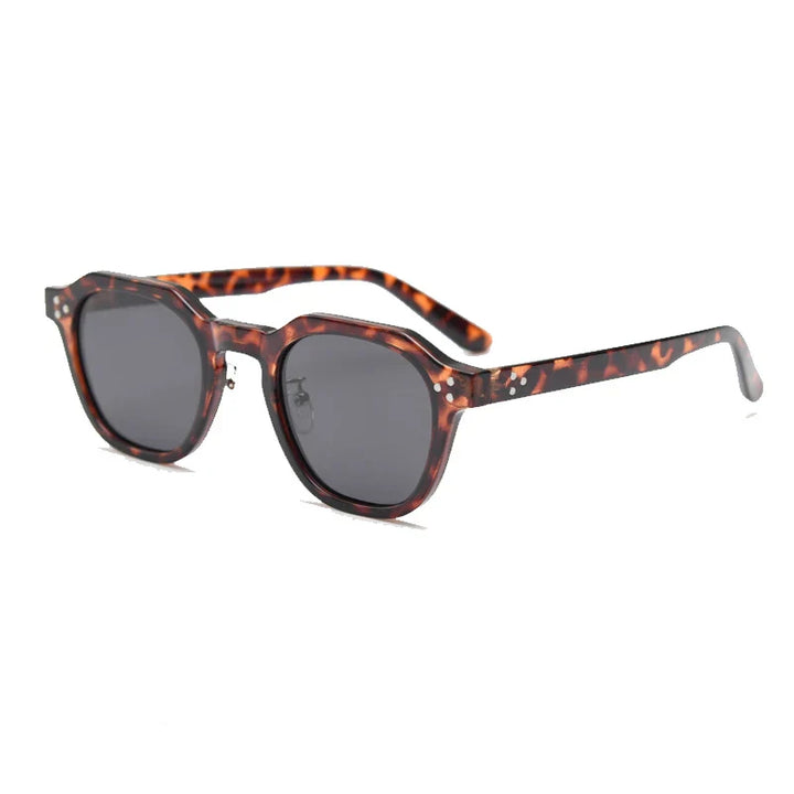 Windford Retro Sunglasses - Sydney Fraiser