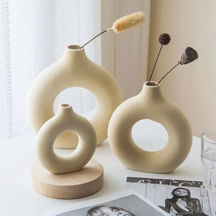 Modern Sculpted Ring Vase – Matte Ceramic Circle Vase for Minimalist & Scandinavian Decor