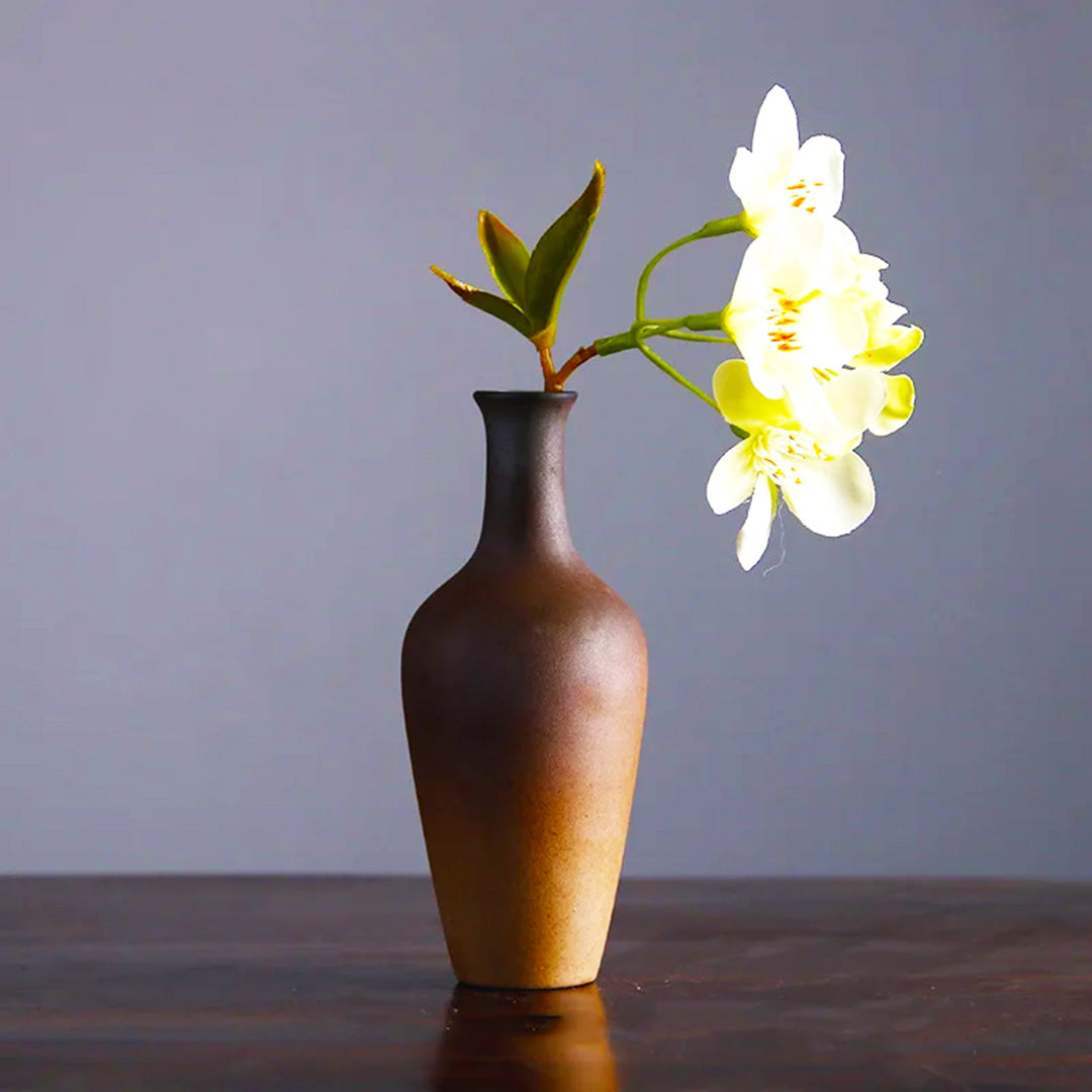 Gradient Glaze Handmade Ceramic Vase – Textured Finish for Modern Floral Styling